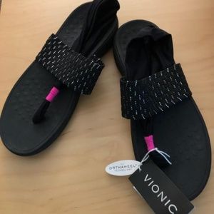 Vionic Womens Serene Tia Flip-Flops Metallic